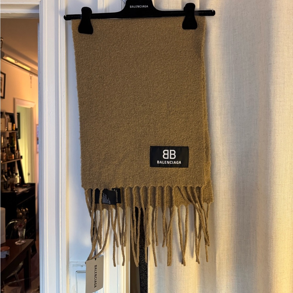 BALENCIAGA CAMEL / TAN WOOL SCARF